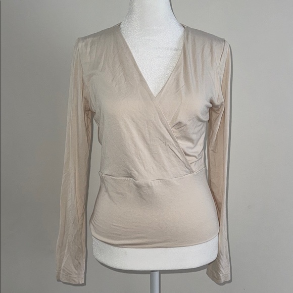 Banana Republic Tops - Banana Republic Beige V-Neck Top